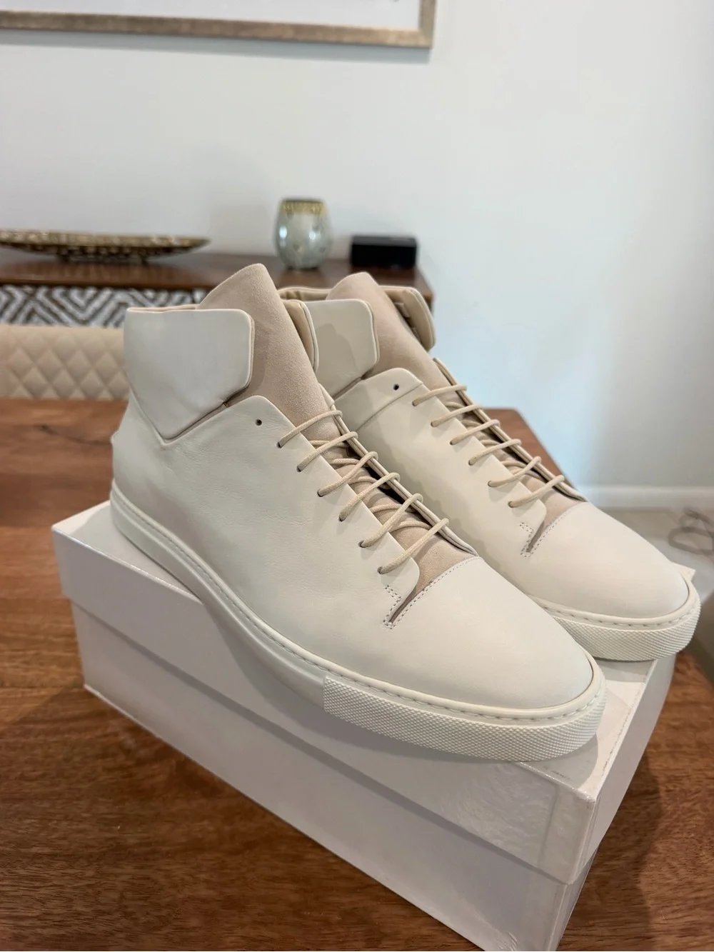 Strange Matter Hightop White Cream, Ney York, Sneakers Size 12M/13.5W BNIB